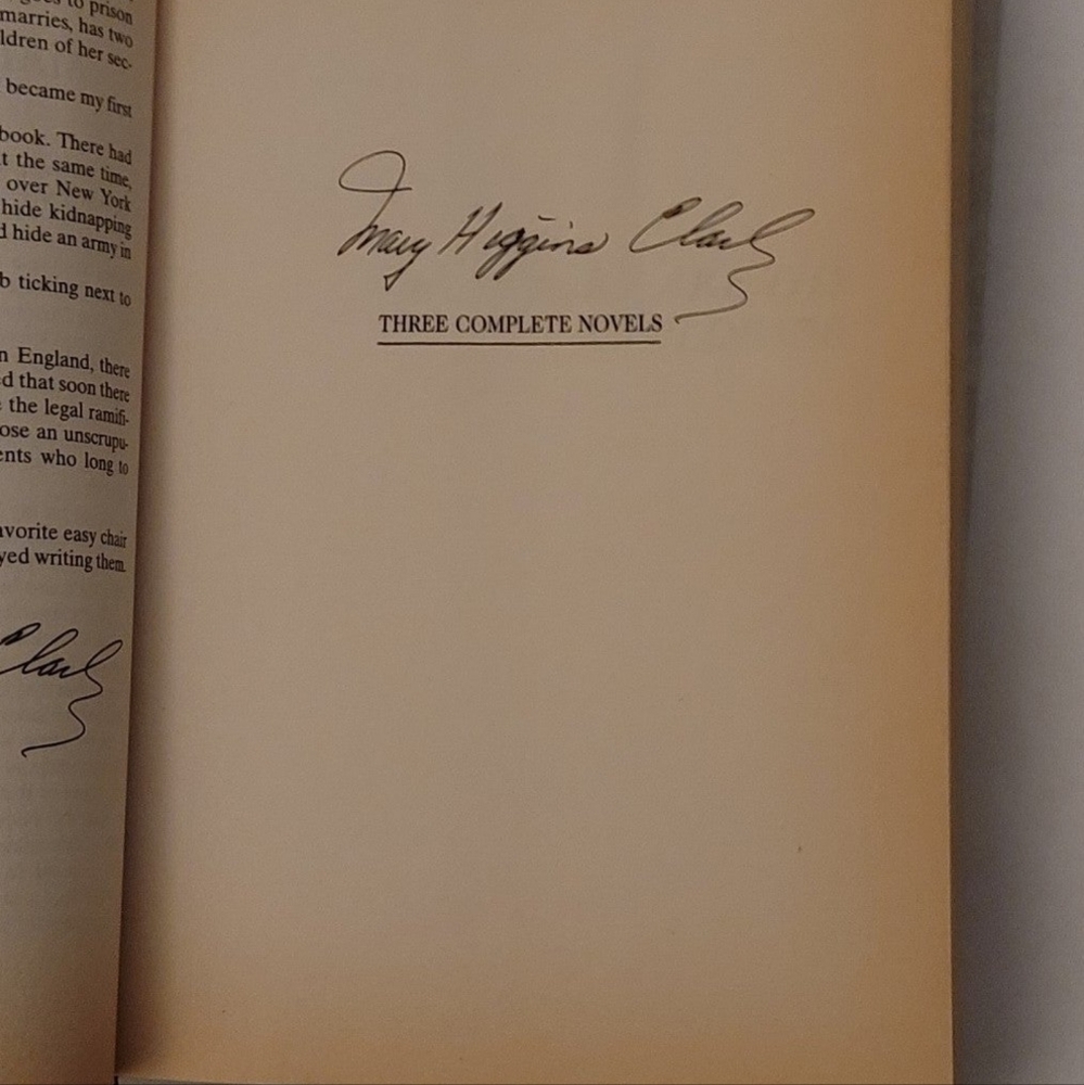 Mary Higgins Clark: Three Complete Novels: Where Are The Children; ☆SIGNED☆
